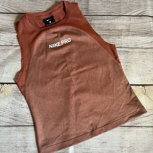 Nike women’s athletic muscle tank top. Size XS. EUC.